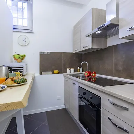 Apartment New! Luxury Carlo A, 2 Min Dal Museo Egizio Turin